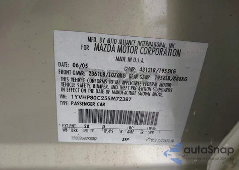 2005 Mazda Mazda6 I Base z USA, uszkodzony, nr VIN 1YVHP80C255M72387